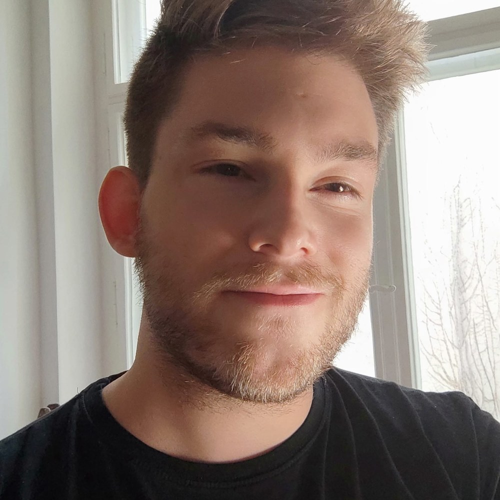Josh Junon's avatar